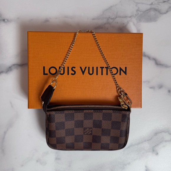 Louis Vuitton Mini Pochette